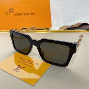 Louis Vuitton Sunglasses 1666
